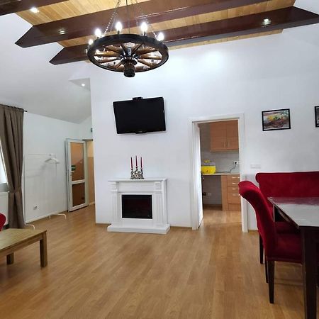 Apartament 2 Camere - Casa Divertis Бузеу Екстер'єр фото