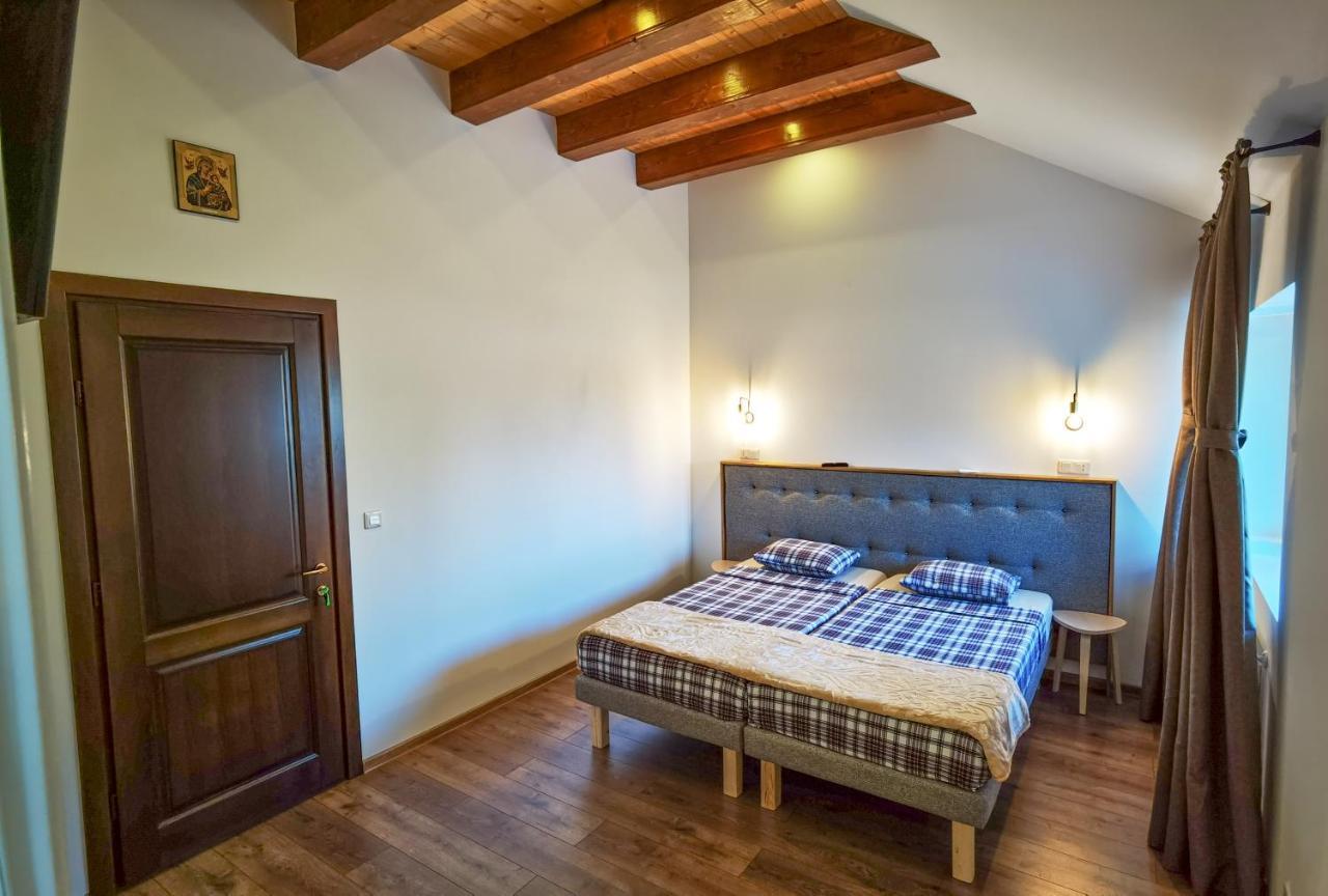 Apartament 2 Camere - Casa Divertis Бузеу Екстер'єр фото