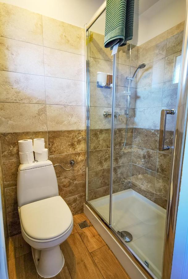 Apartament 2 Camere - Casa Divertis Бузеу Екстер'єр фото